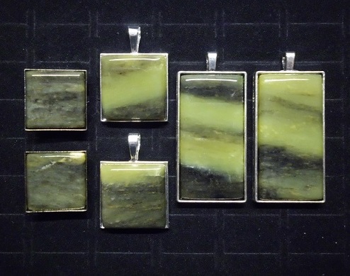 Schmuck grün, eckig